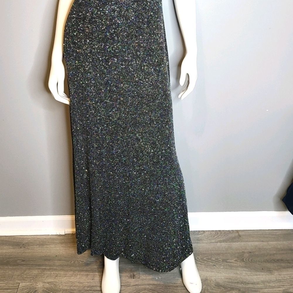 BRAND NEW! Ronni Nicole Sparkly Dress - Picture 4 of 10